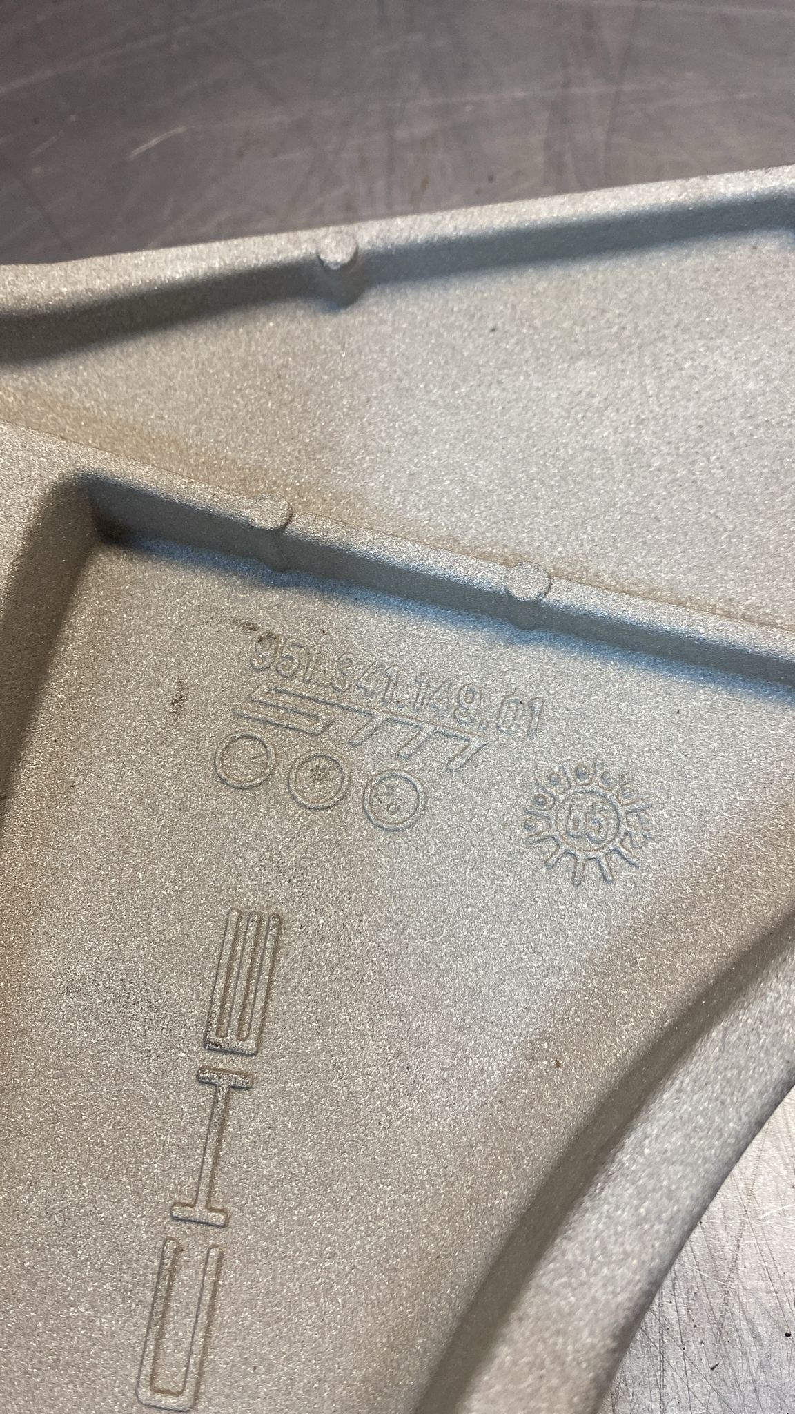 Porsche 944 Front Left Wishbone, 95134114901 refurbished ball joint