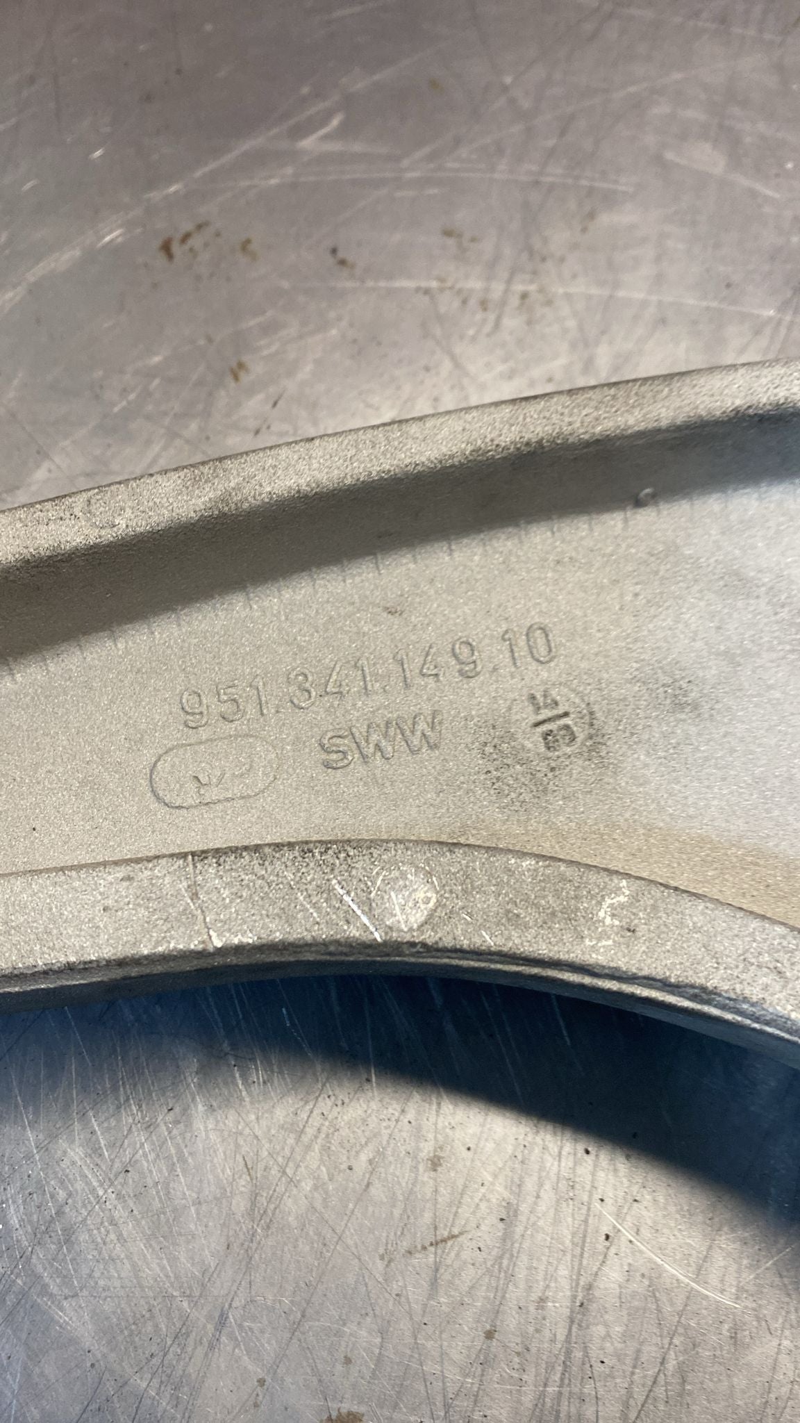 Porsche 944 front axle wishbone front left, refurbished ball joint 95134114910