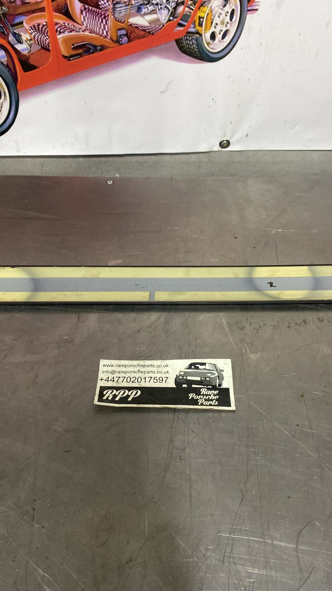 Porsche 928 S4 Rivestimento portiera inferiore destra lato conducente 92855919802, usato