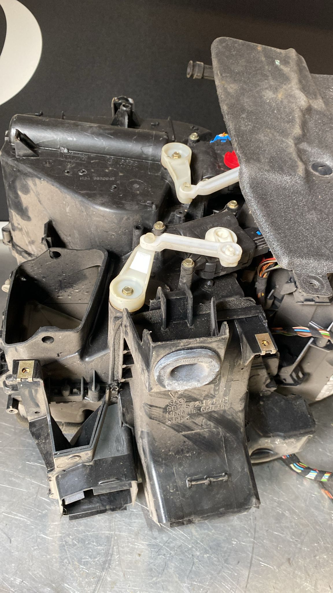 Porsche Boxster 986 / 987 Cayman heater matrix box 98757301103, used