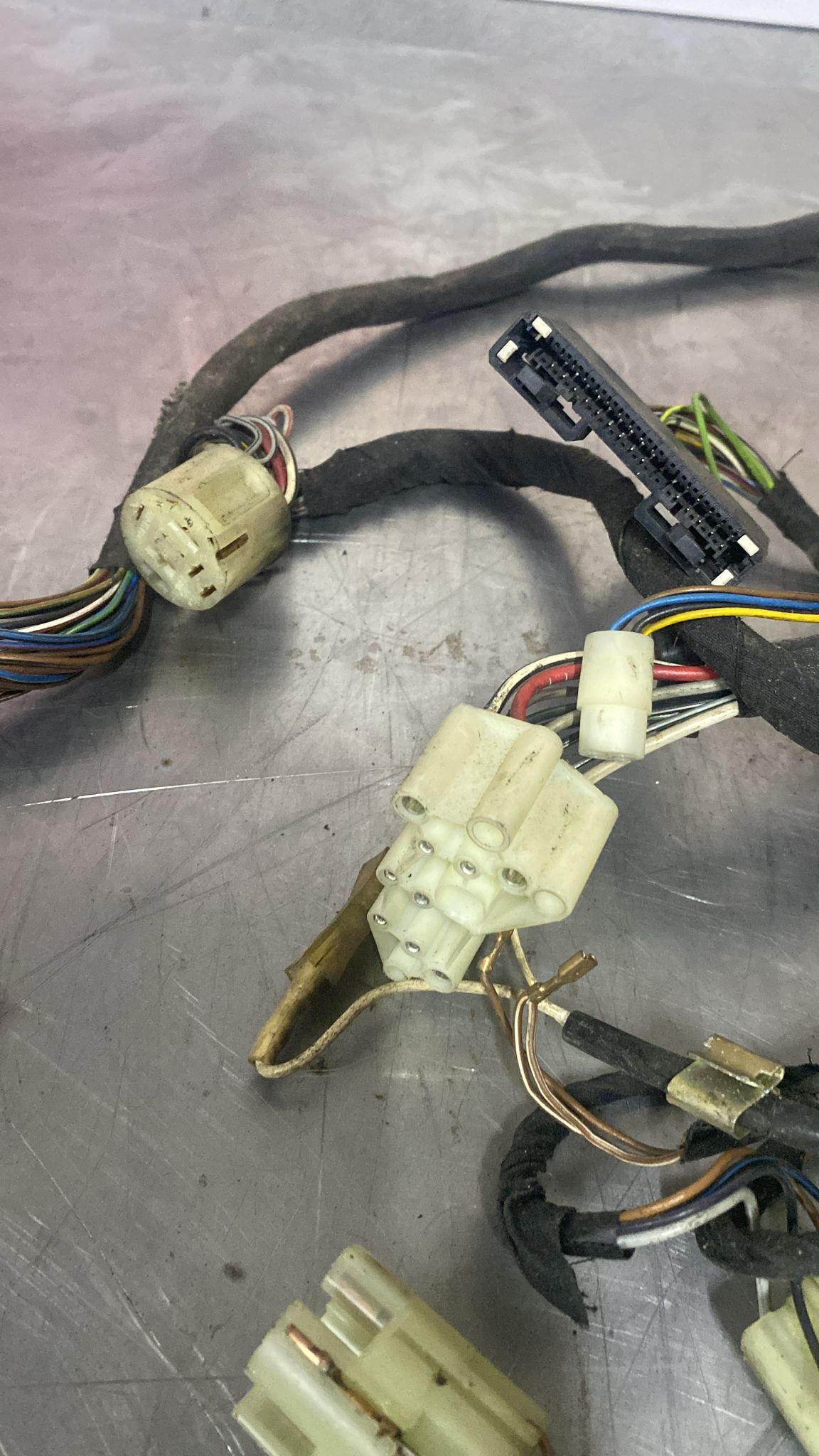 Porsche 928 speedo, stalks, speedo surround switches wiring loom cut