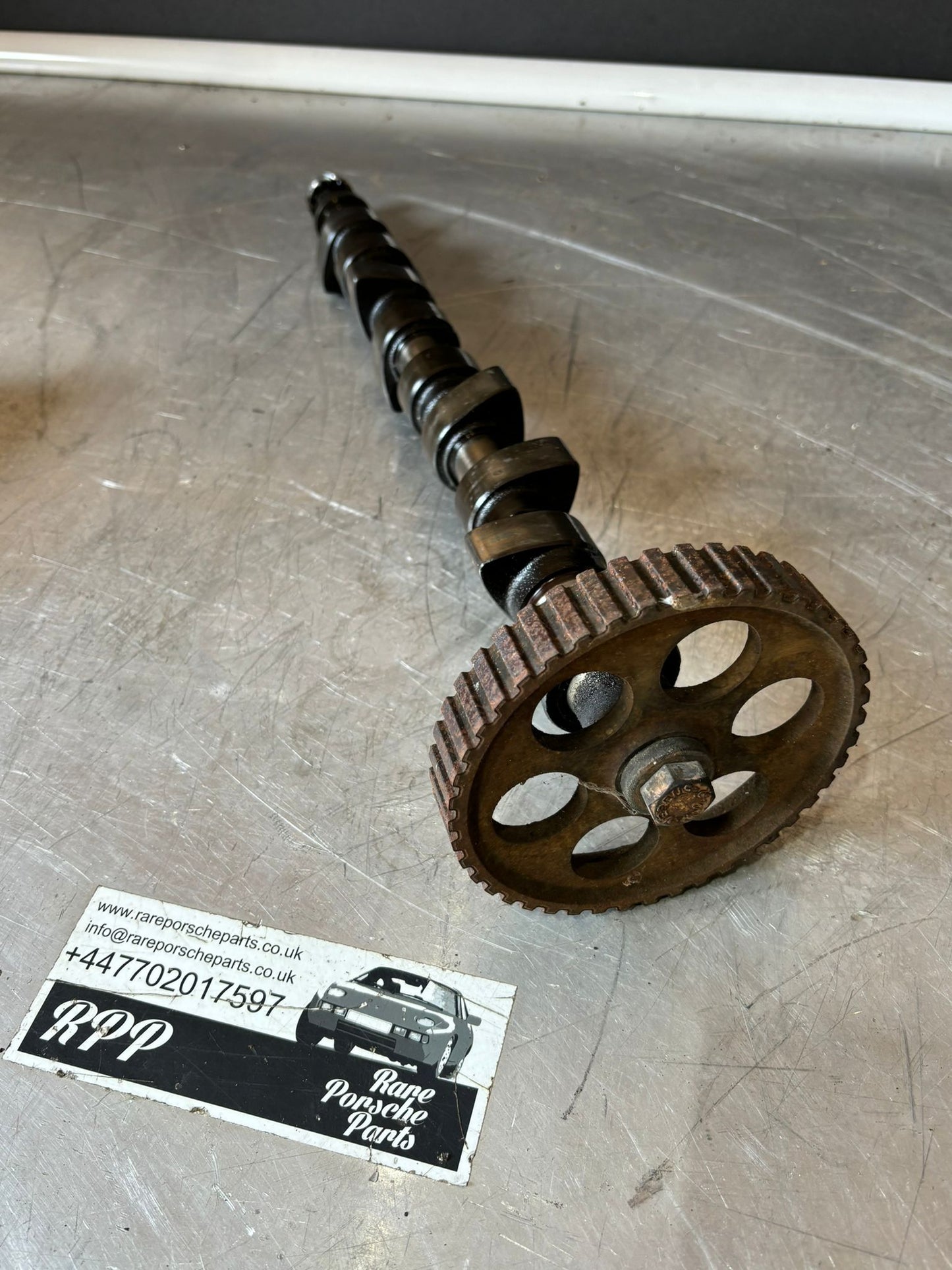 Porsche 924 / 924 Turbo chamshaft 046109021 049109111 used