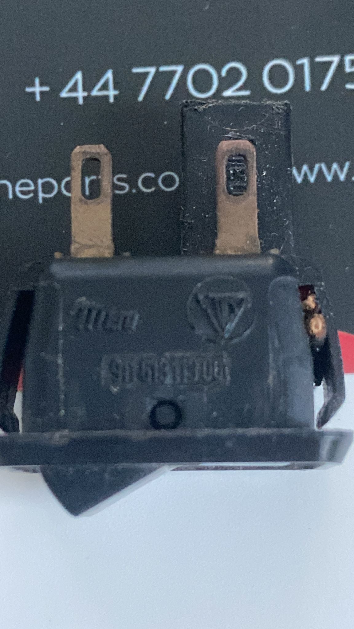 Porsche 911 / 924 / 928 / 944 door mirror changeover switch used 91161311300