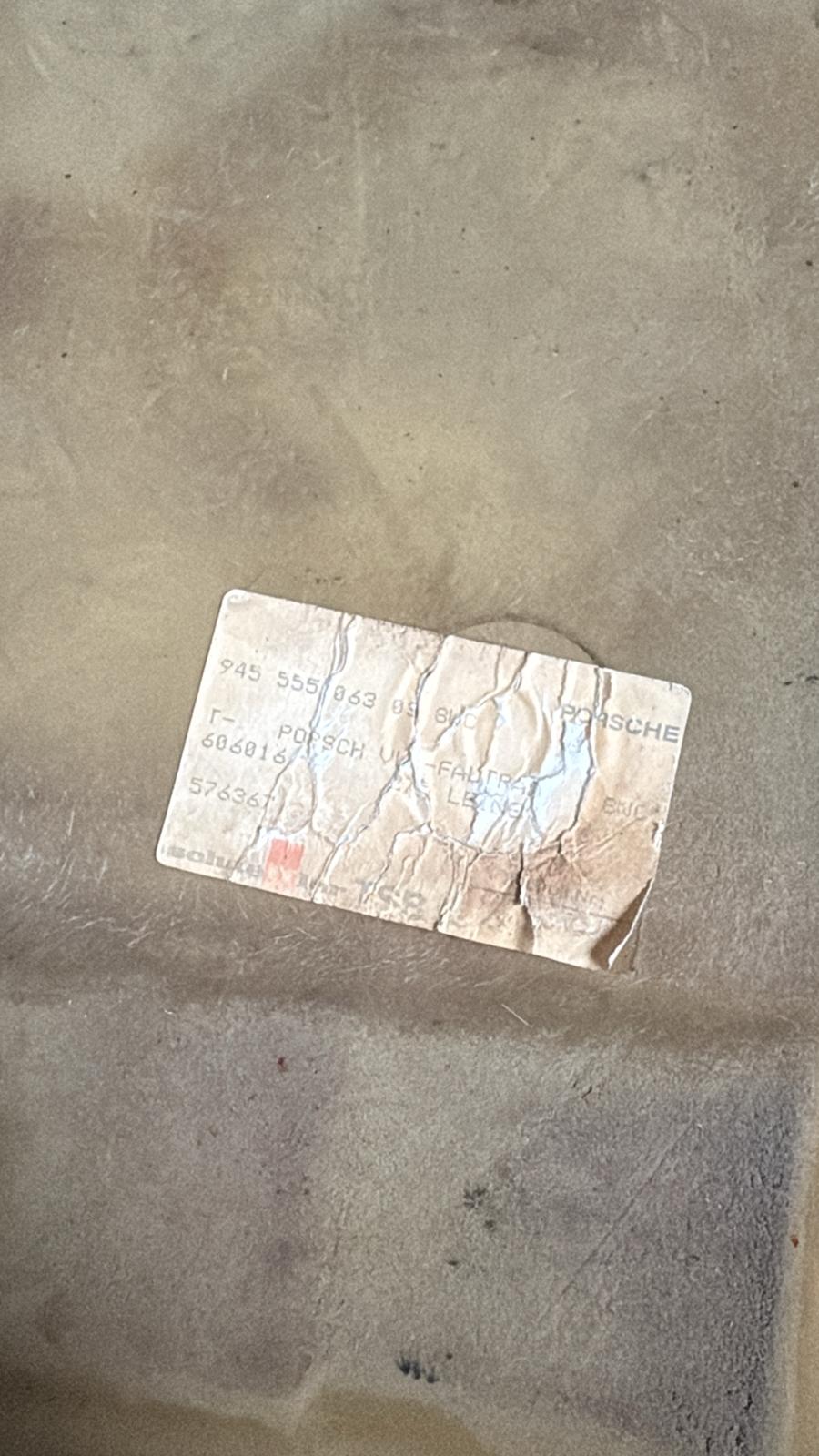 Porsche 924S 944 85.5- boot carpet, champagne, 94555506303 used, space saver wheel type