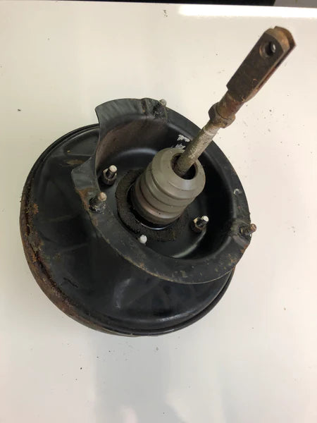 Porsche 924 2.0/turbo/GT/S brake servo 477 611 907 F USED