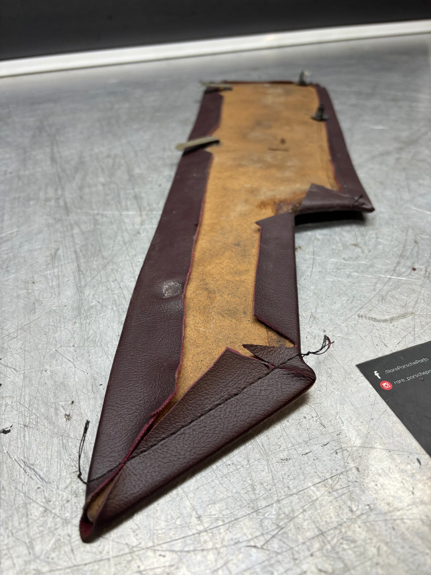 Porsche 928 Burgundy door card insert, right, 92855505202 used