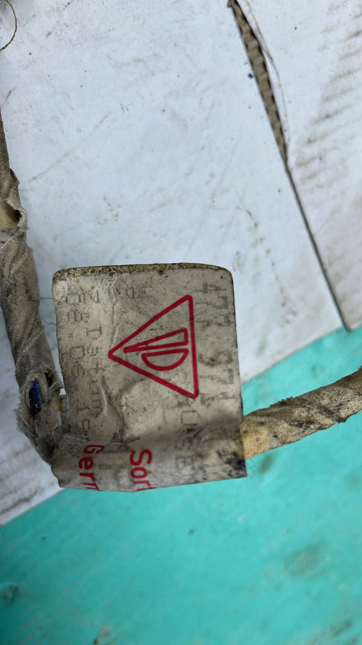 Porsche 924 944 telaio specchietto elettrico portiera lato passeggero, usato 477971111