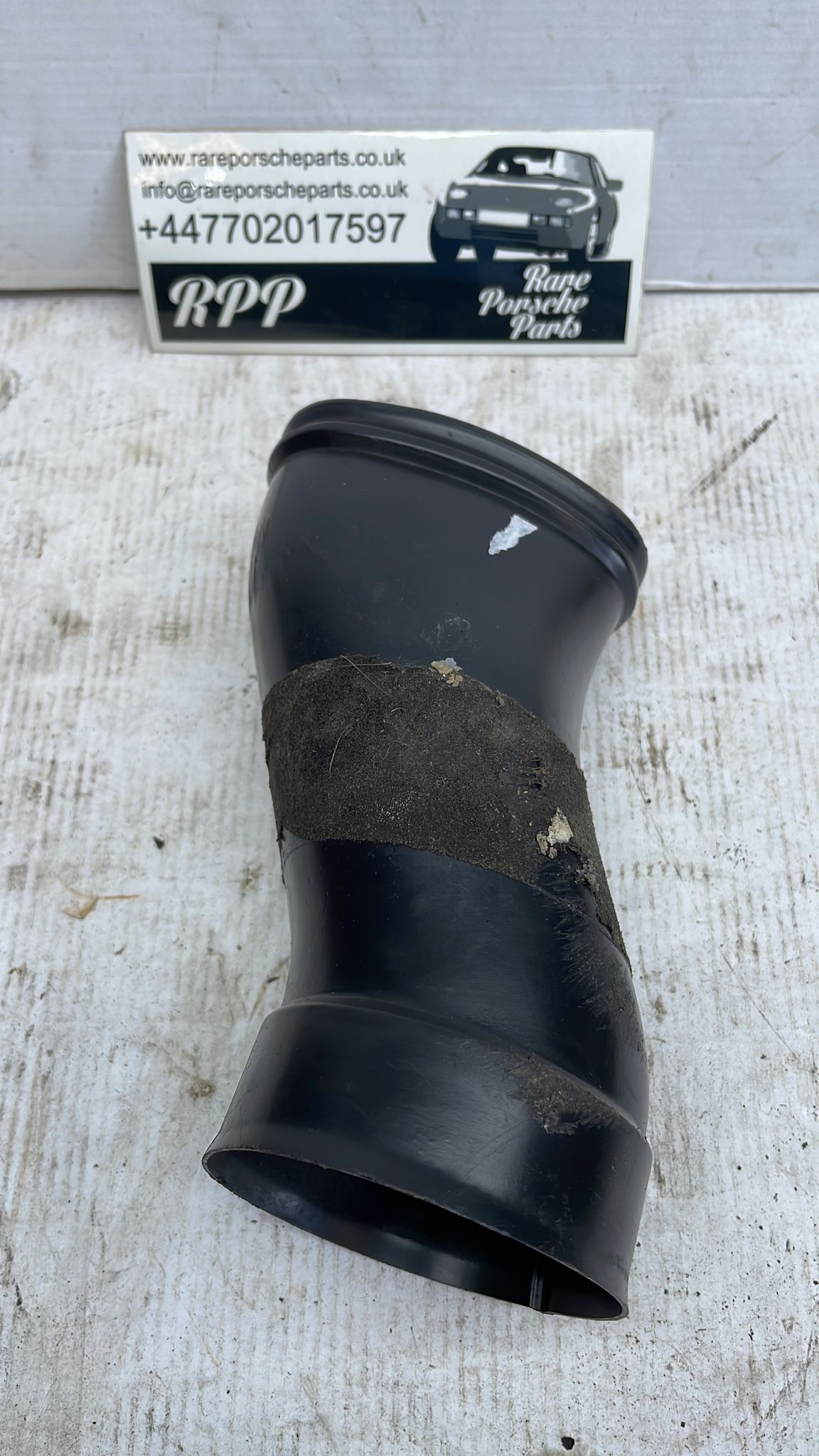 Porsche 944 Right dash air vent pipe, used 94557242700