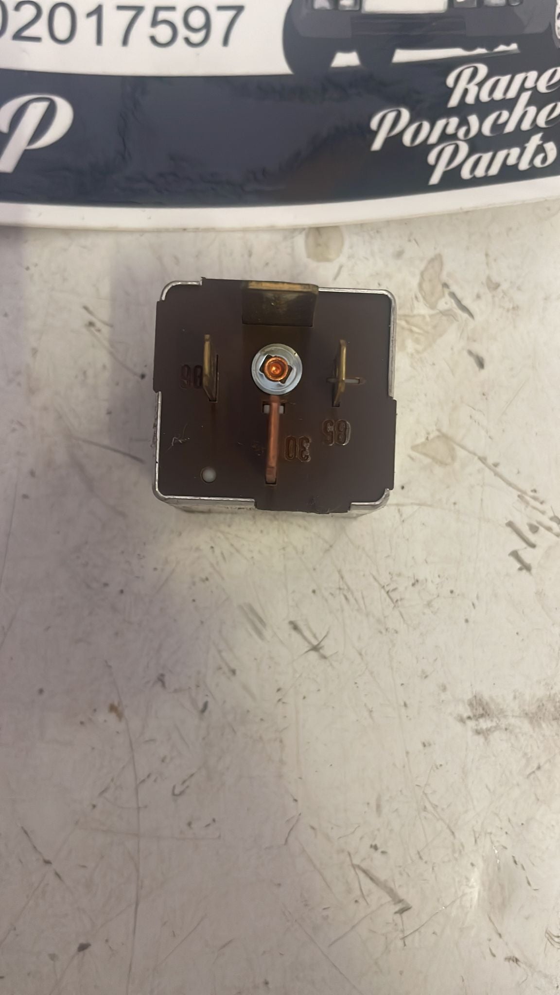 Porsche 964 944 968 (1986-1995) Ignition Relay 92861511101, used