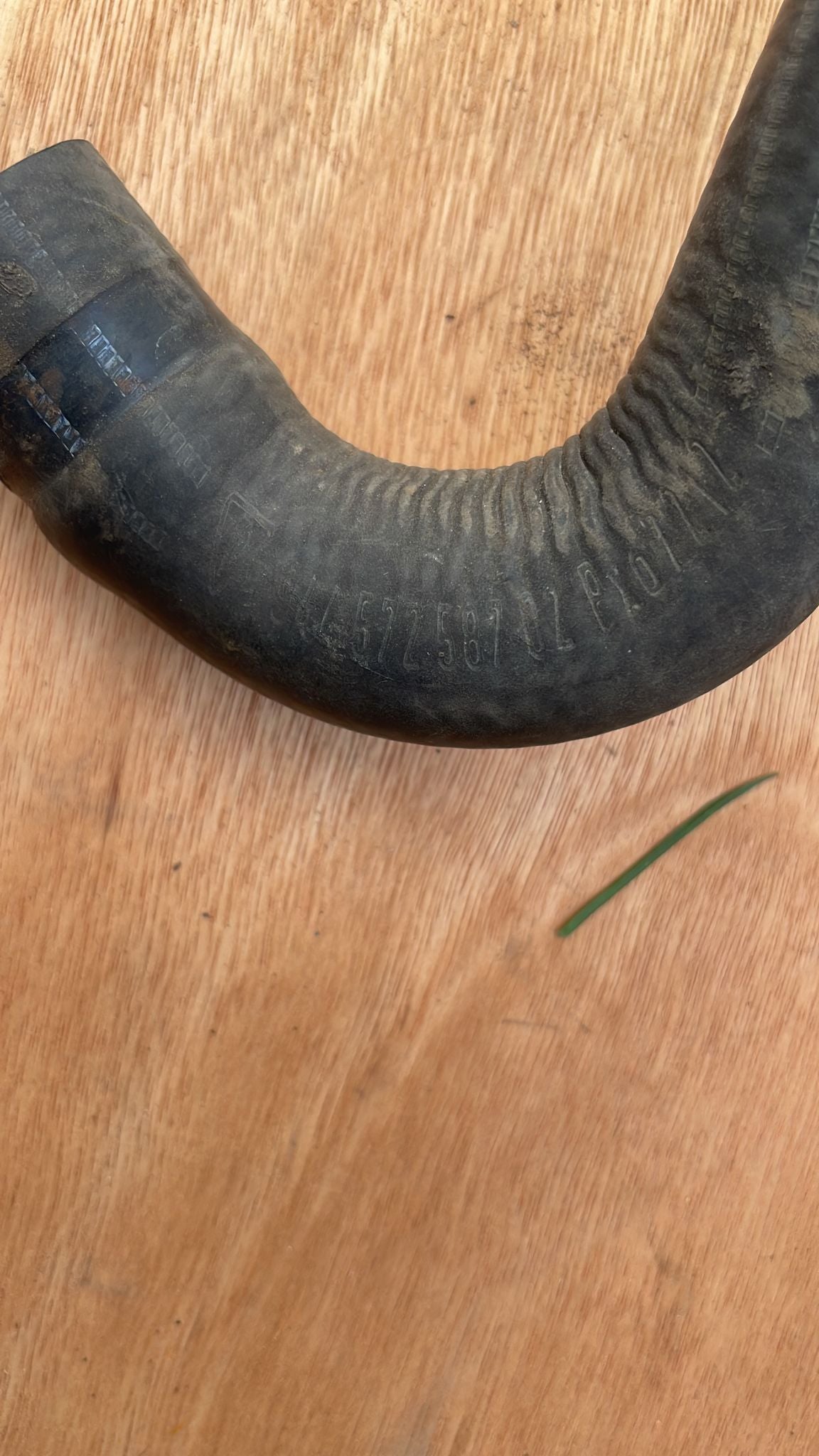 Tubo acqua mandata riscaldatore Porsche 944S 944 S2 968 94457258702, usato