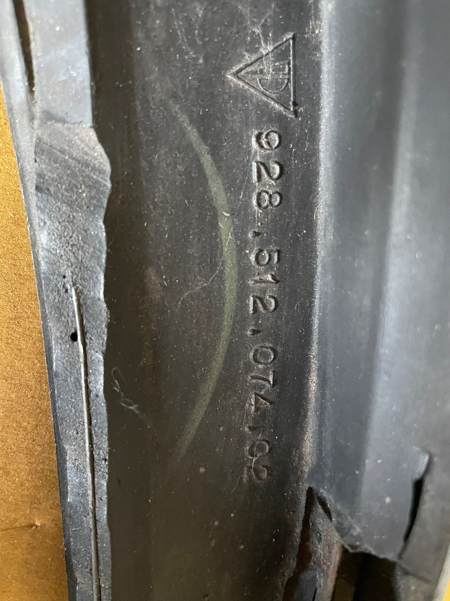 Porsche 928 Rear Right Spoiler Corner, used 92851207402