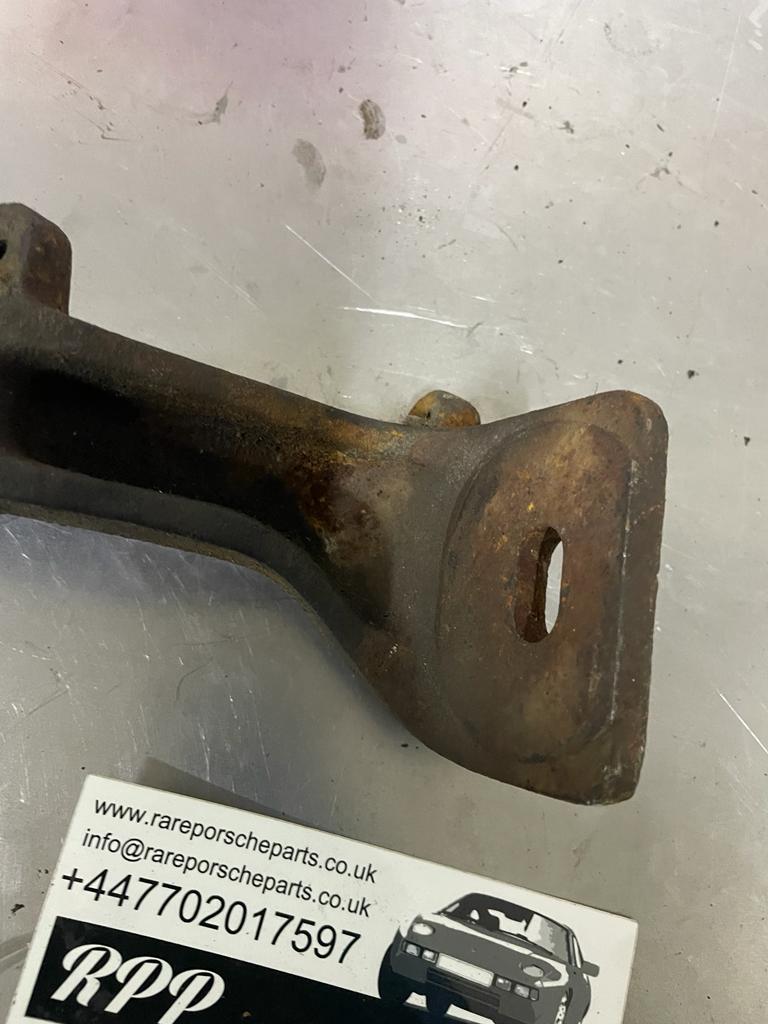 Porsche 924 Motorlagerhalter Guss, gebraucht 477199308C