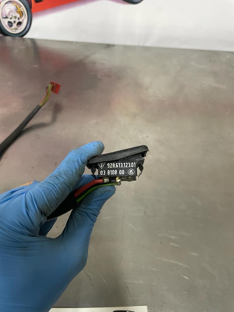 Porsche 928 Electric window control switch, used 92861312301