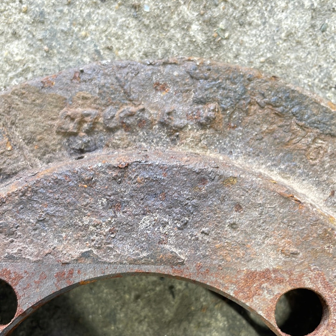 Porsche 924 Turbo / 944 rear brake caliper carrier bracket 477609426A (right) hand brake cable support, used