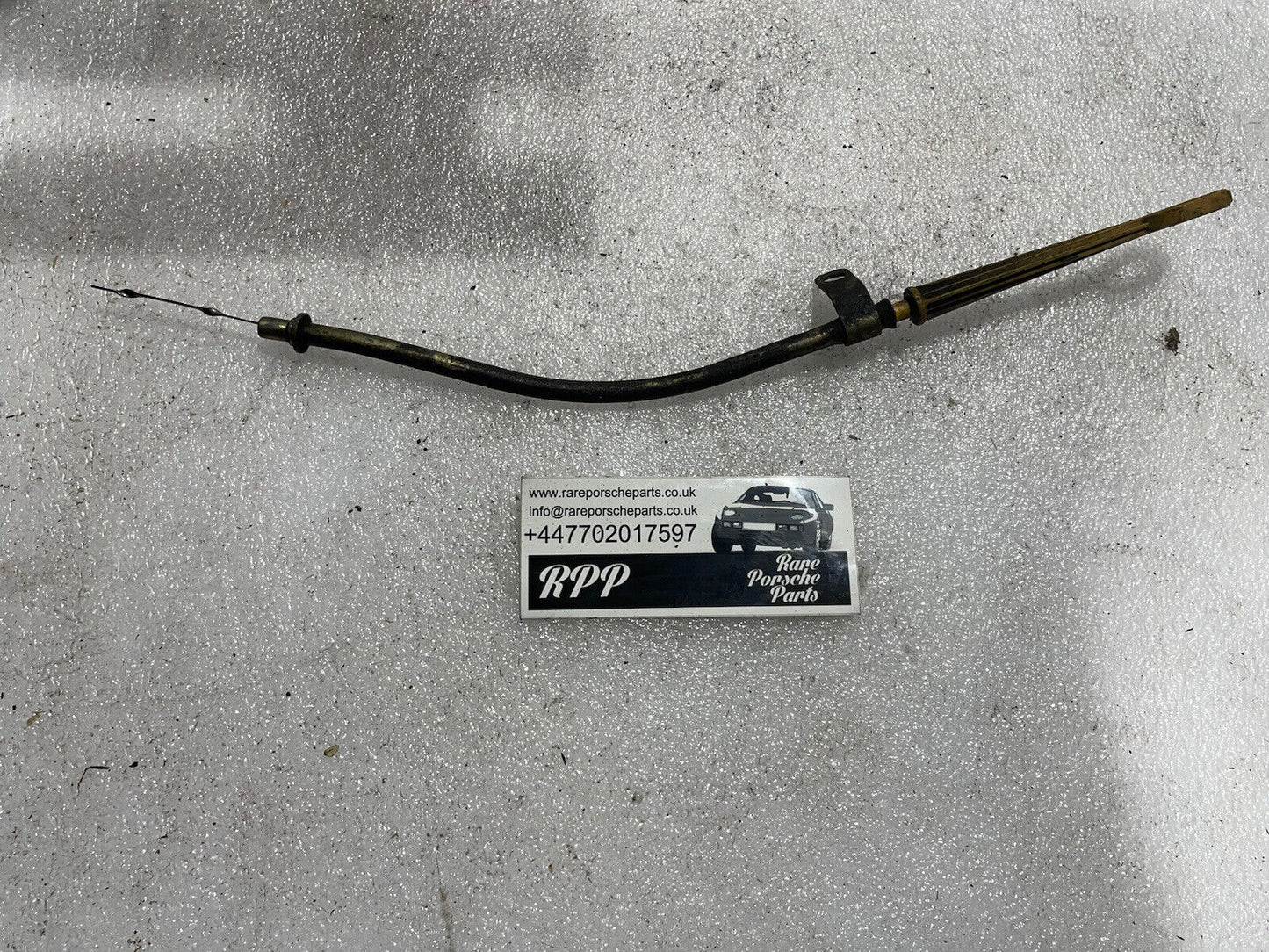 Porsche 928 S4 dipstick