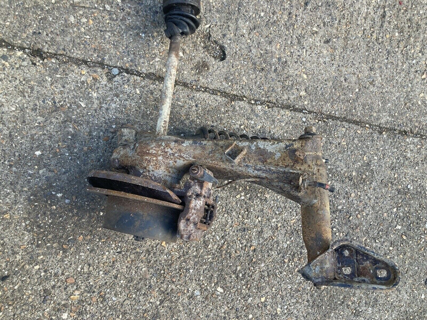 Porsche 914 Rear Left Suspension, Hub, Trailing Arm