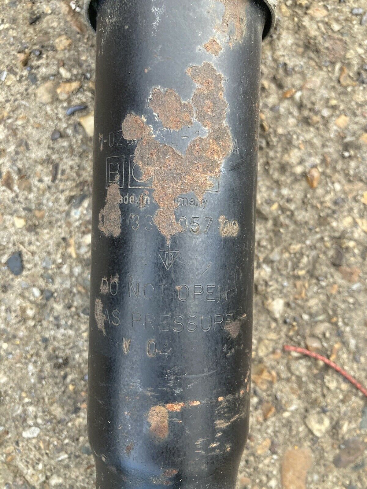 PORSCHE 964 C2 REAR SUSPENSION STRUTS COIL SPRINGS & DAMPERS / SHOCK ABSORBERS