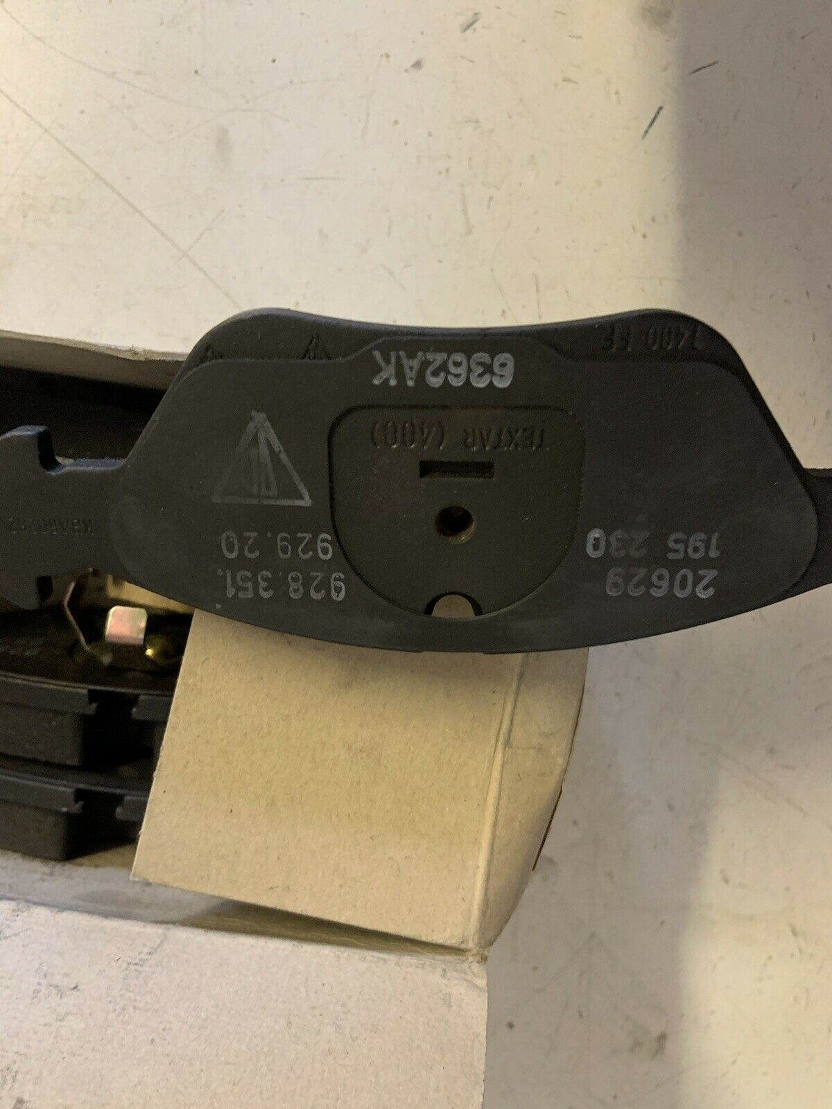 Genuine Porsche 928/928S Front brake pads 92835193101