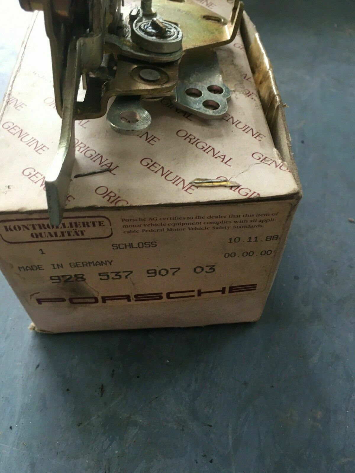 Porsche NOS Door Left Lock 924/928/944 92853790703
