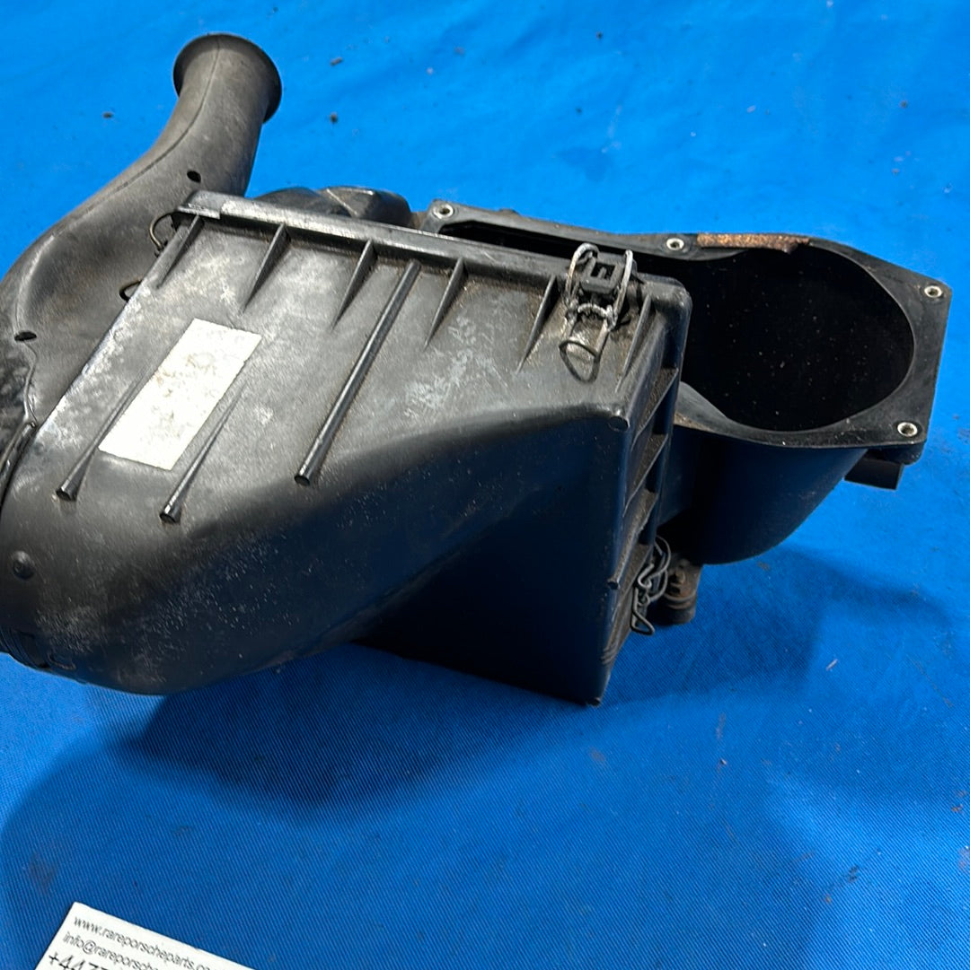 Porsche 924 air filter box 477129611 used