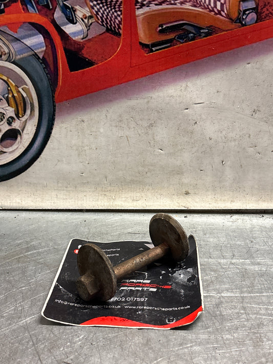 Porsche 928 Eccentric screw, used 92833165905 / 92833165904