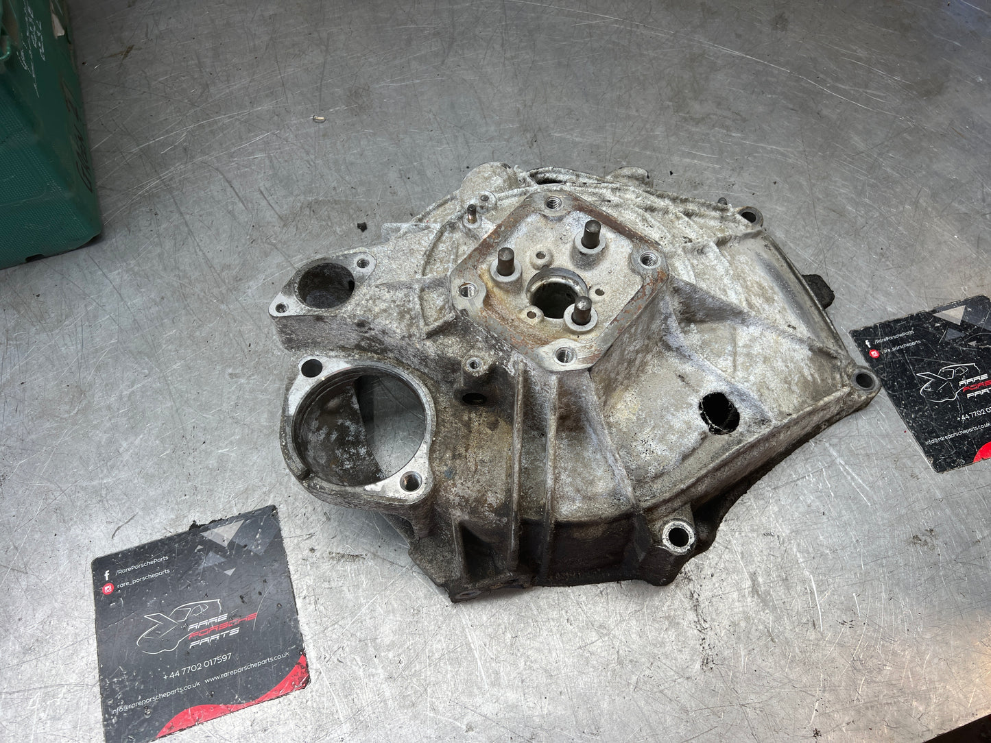 Porsche 944 S2 Bell housing 9441164015R, used