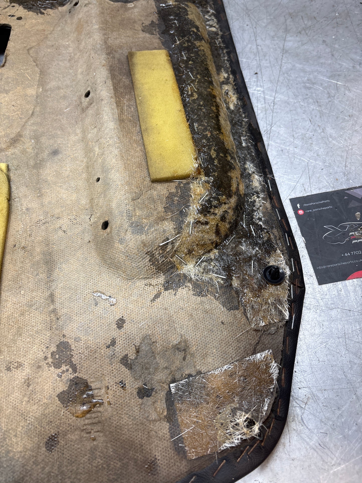 Porsche 924 944 -85.5 pair of Used RHD black door cards, 478867011 / 478867012