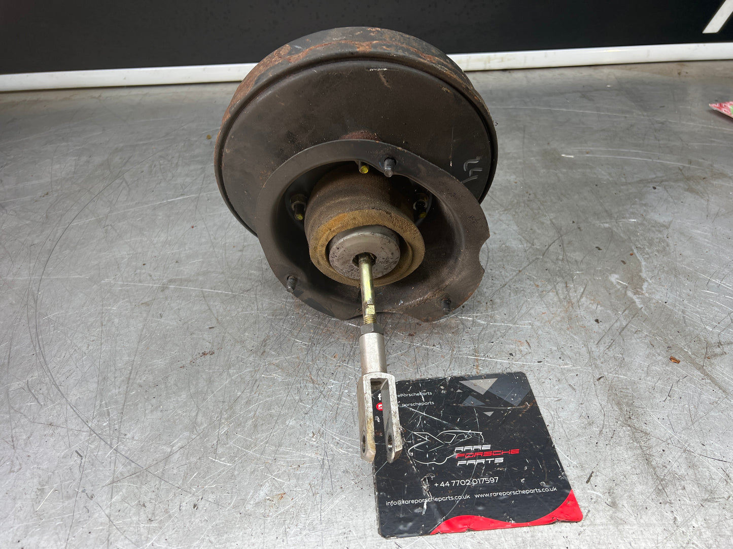 Porsche 944 brake booster, used 95135502703