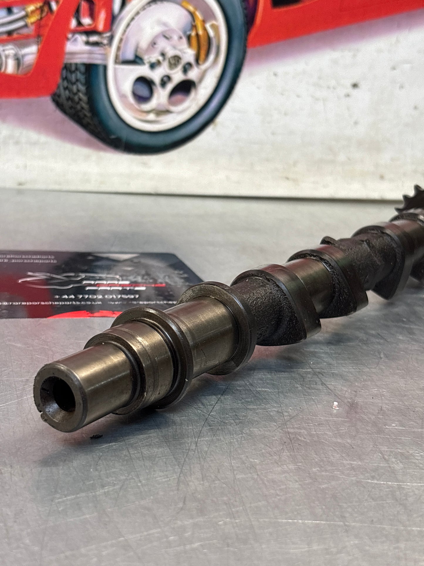 Porsche 928 S3 M28.45/46 engine Camshaft, exhaust side, cylinder 5-8, used 9281052944R / 92810529407