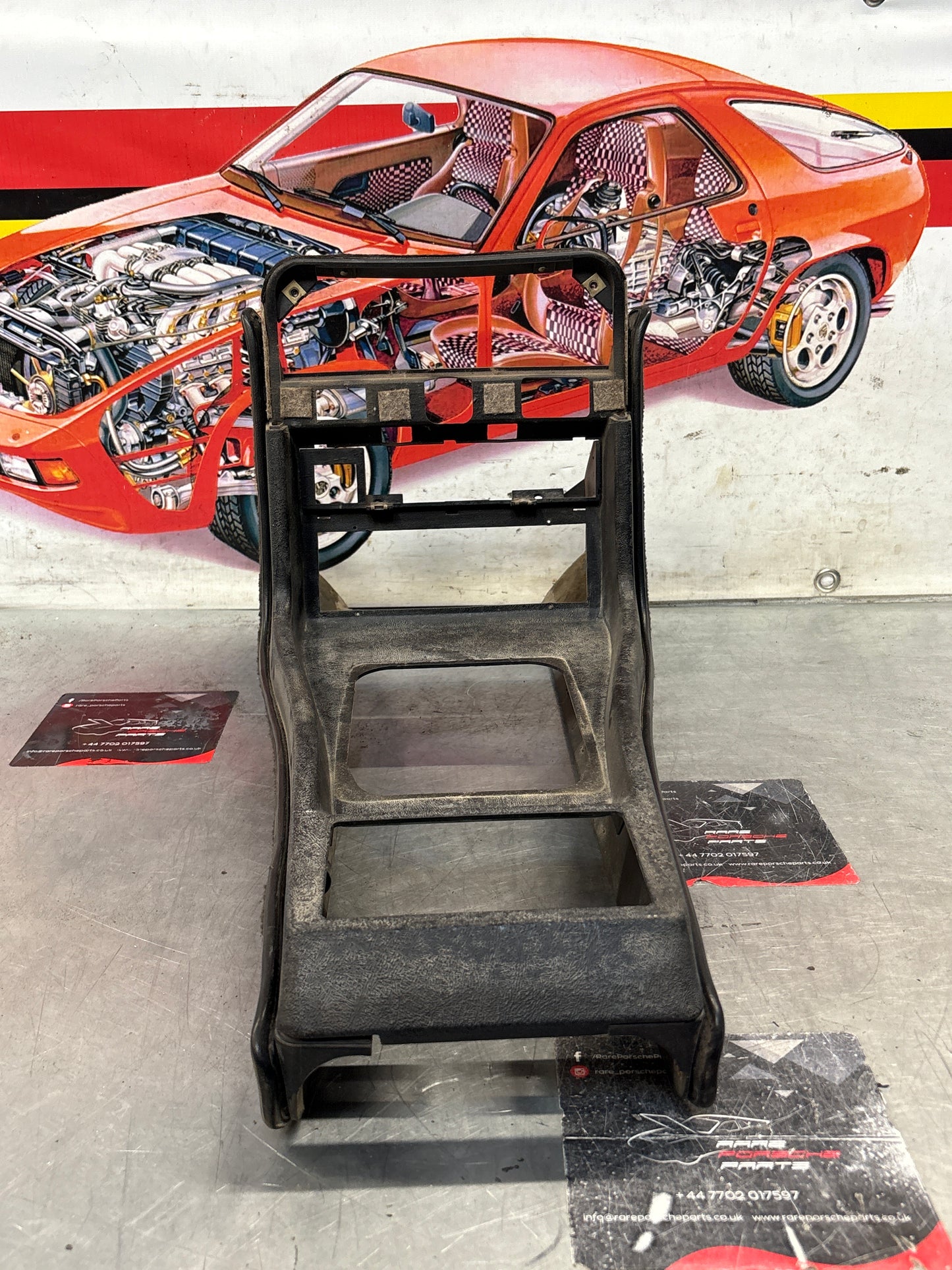 Porsche 924 centre console black, no switch holes 477857951 / 477857969 used