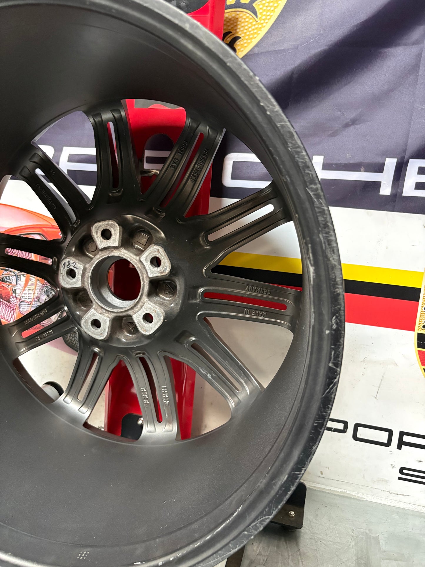 Porsche Cayenne 92A 7P5601025BF wheel, 10Jx21” ET50, used immaculate condition