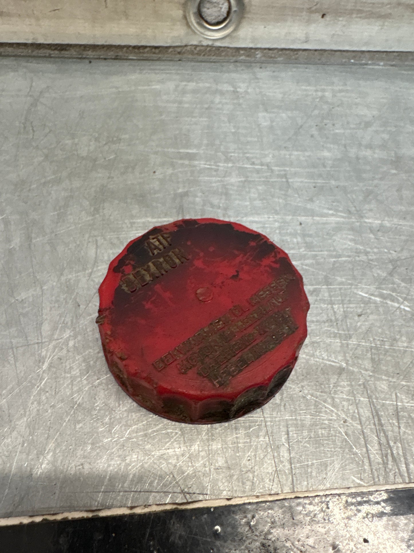 Porsche 928 gearbox fluid reservoir cap, used 477321481