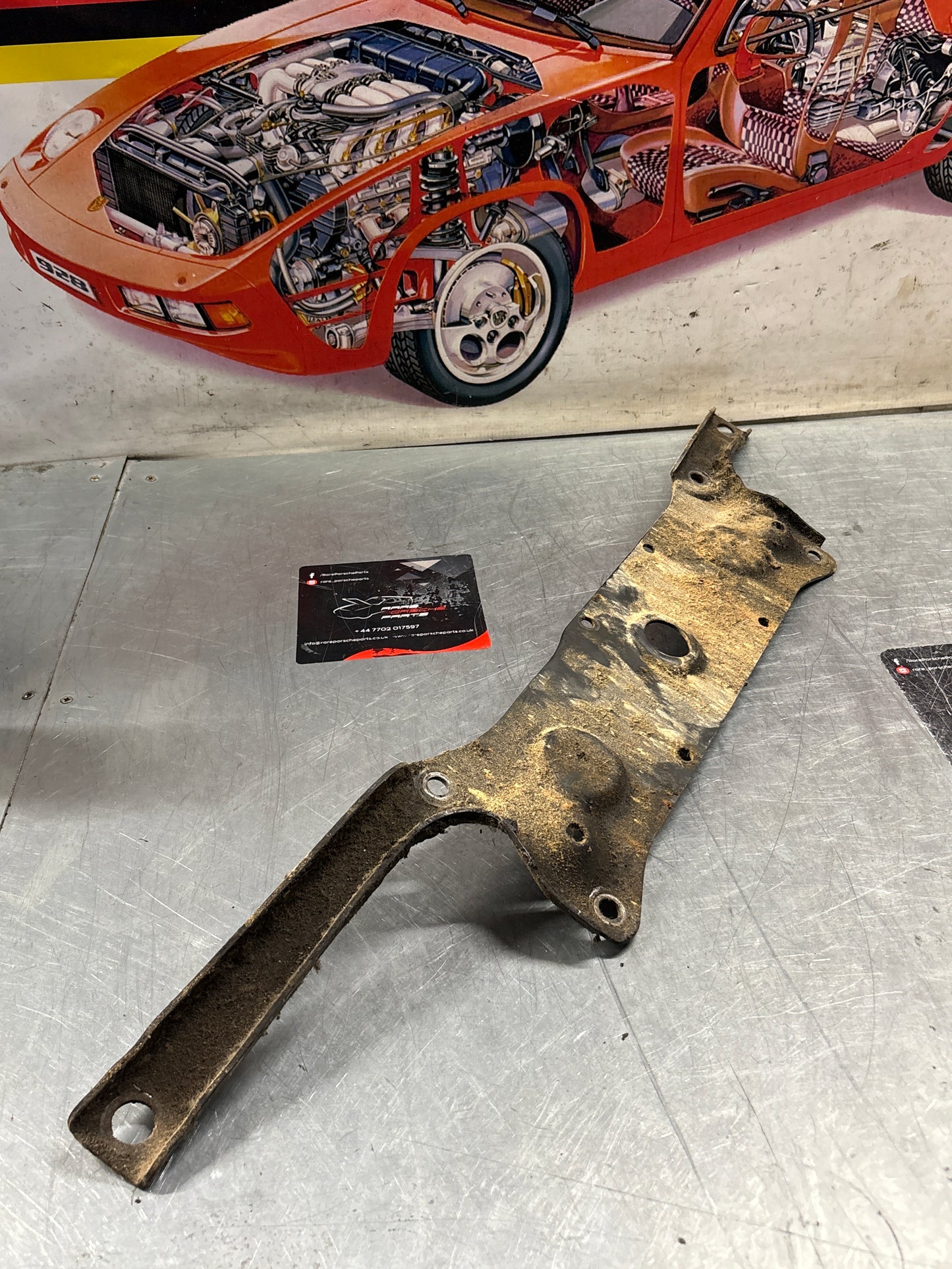 Porsche 928 S4 GT GTS protective plate RHD 92737502102 1987-95