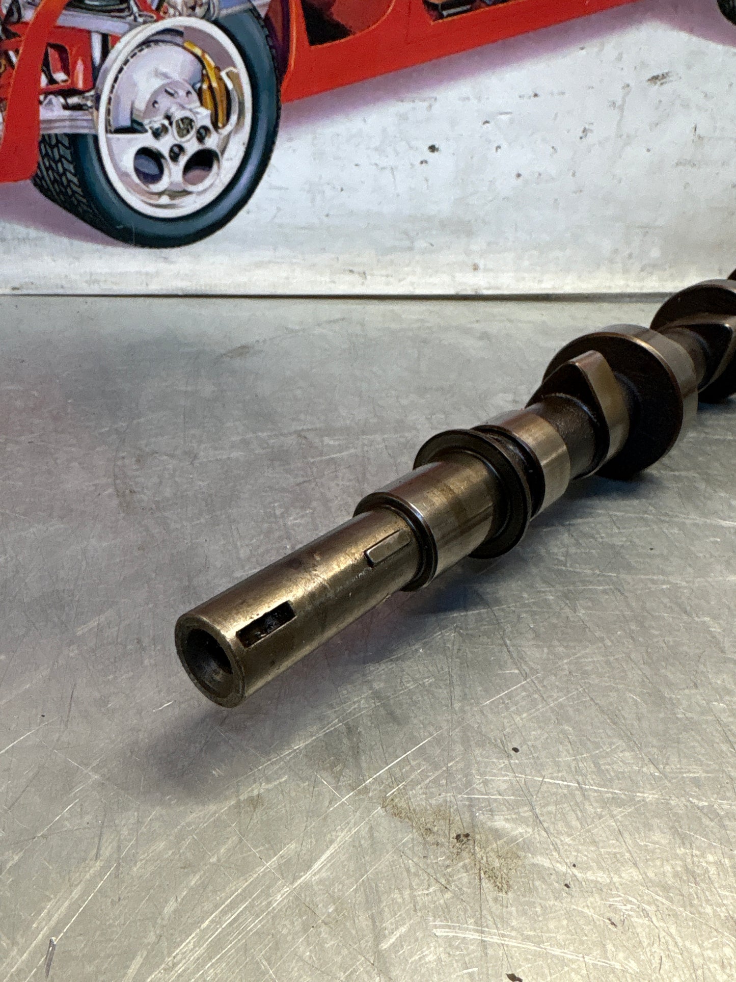 Porsche 928 cam shaft, used 9281051563R