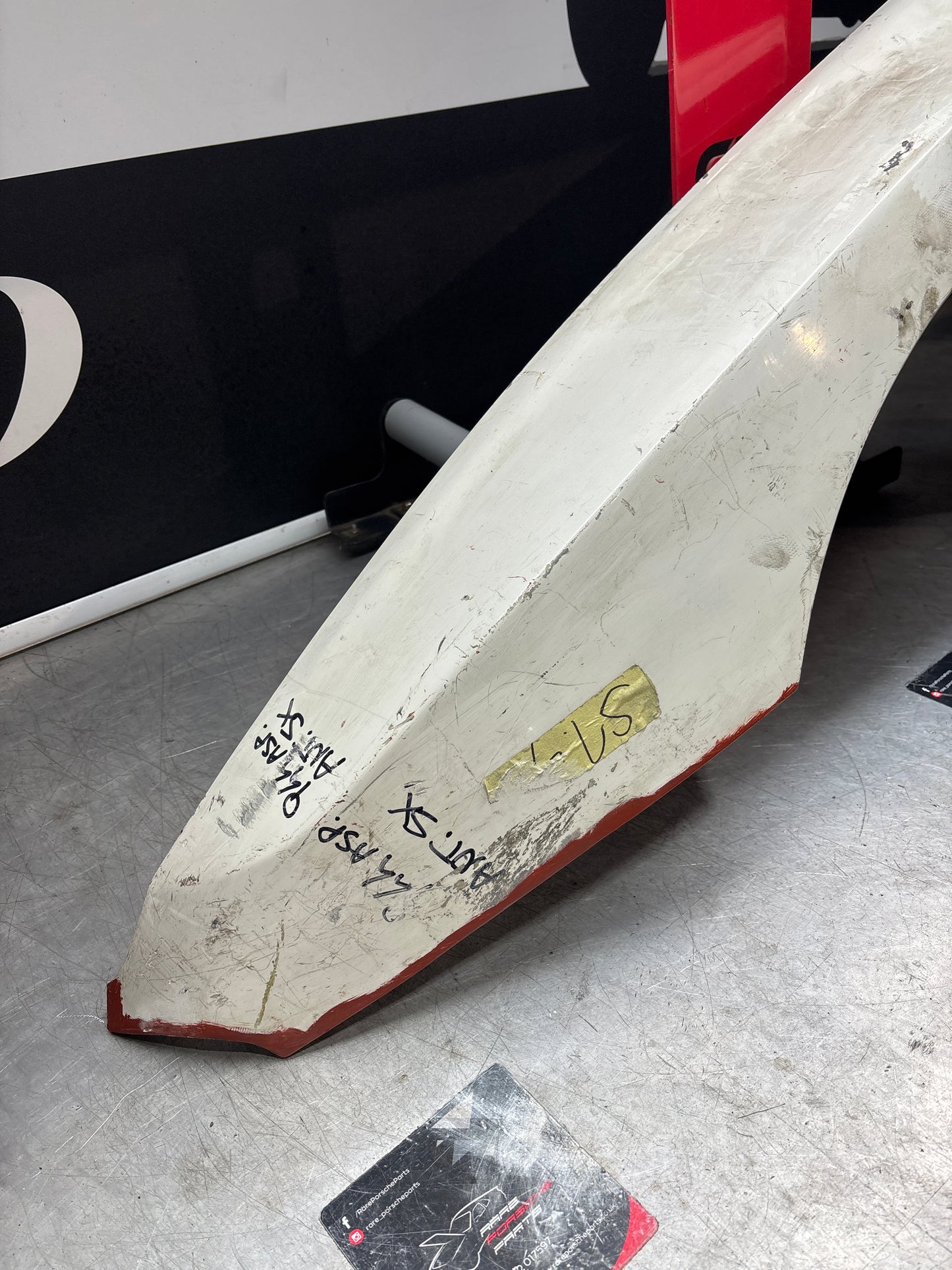 Porsche 944 early, N/S left front wing, used 93150302103 no rust