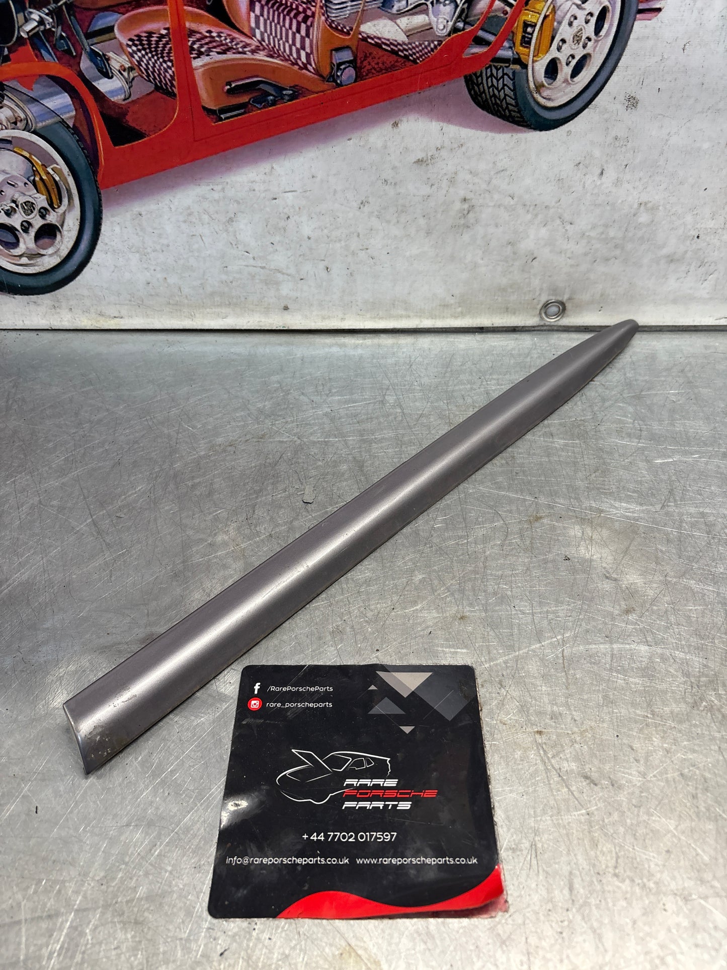 Porsche 928 Right rear Protective Moulding, used 92855904203