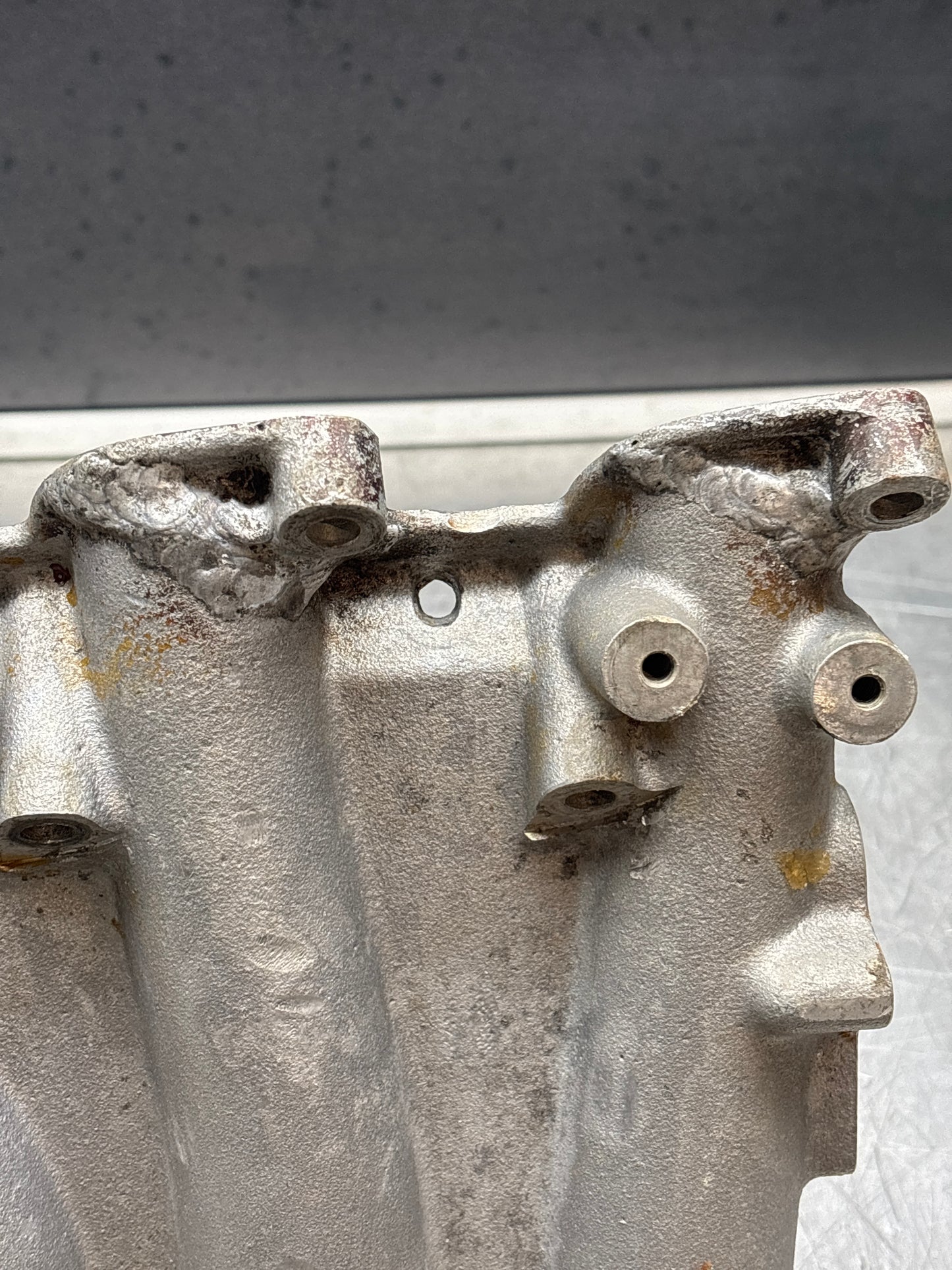 Porsche 924 turbo S2 inlet manifold. 9311101417R used, welded!!!