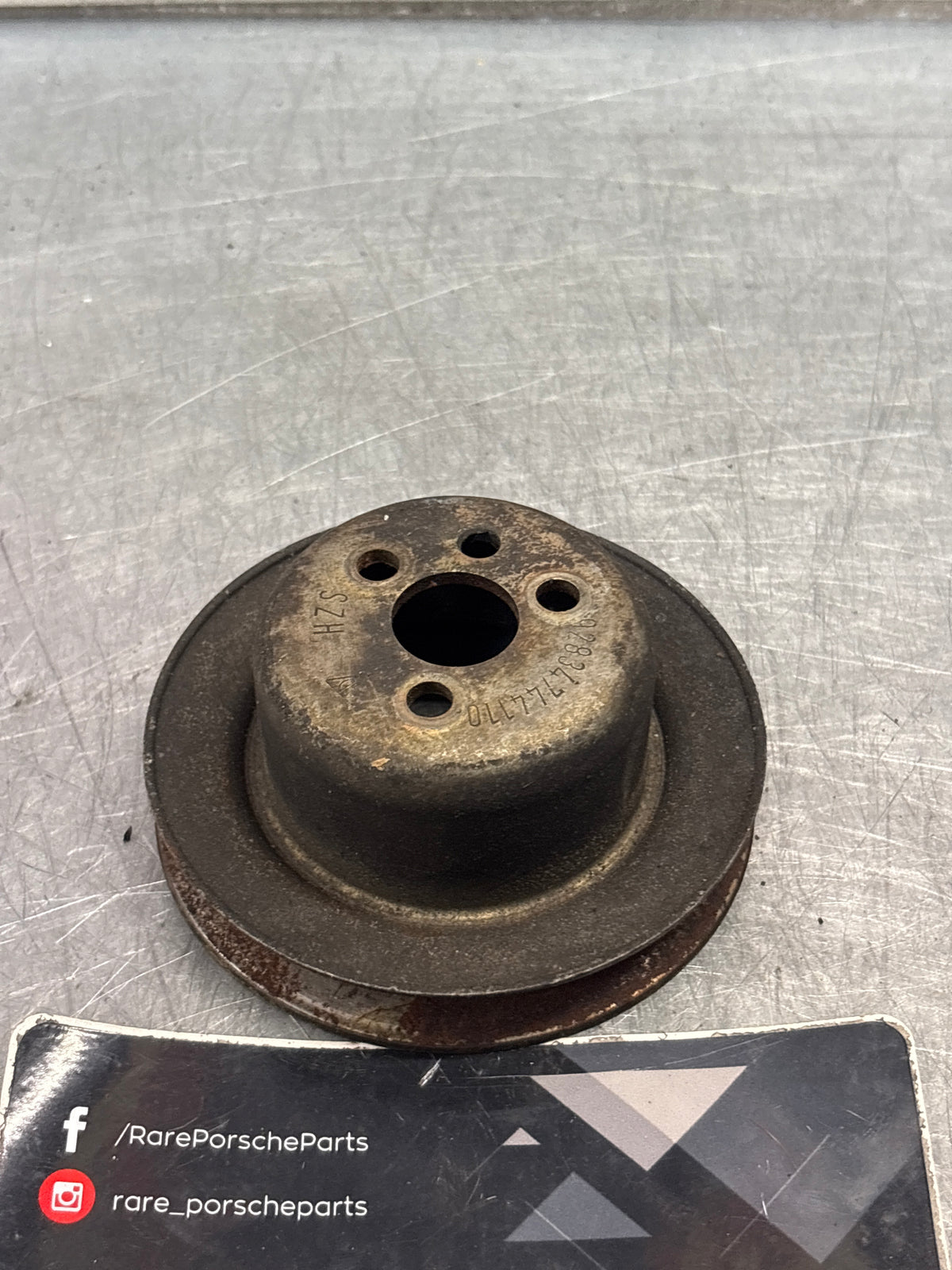 Porsche 928 S4 power steering pump pulley, 92834744110 Used