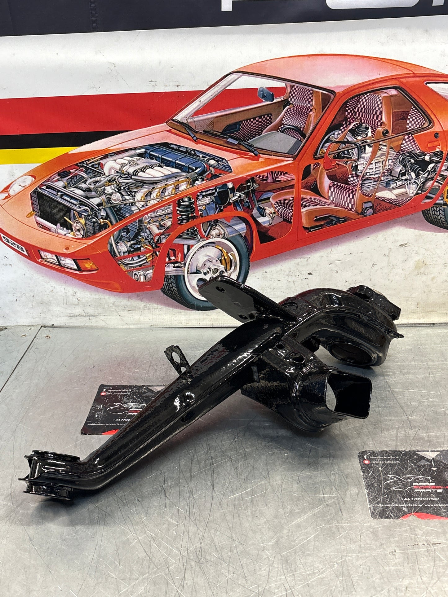 Porsche 924 944  -85.5 Rear left trailing arm,  refurbished 94433102100