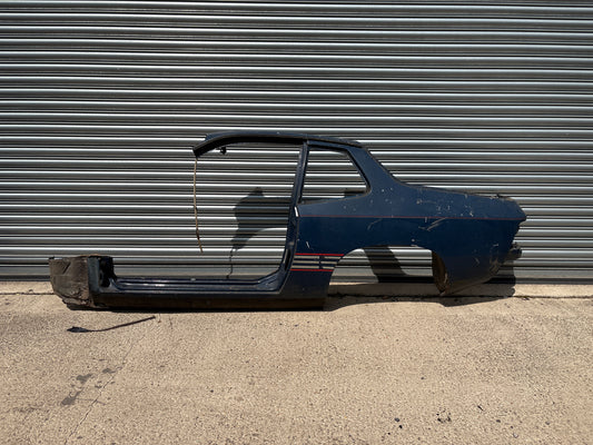 Porsche 924 1983 left side cut, rear fender with sill