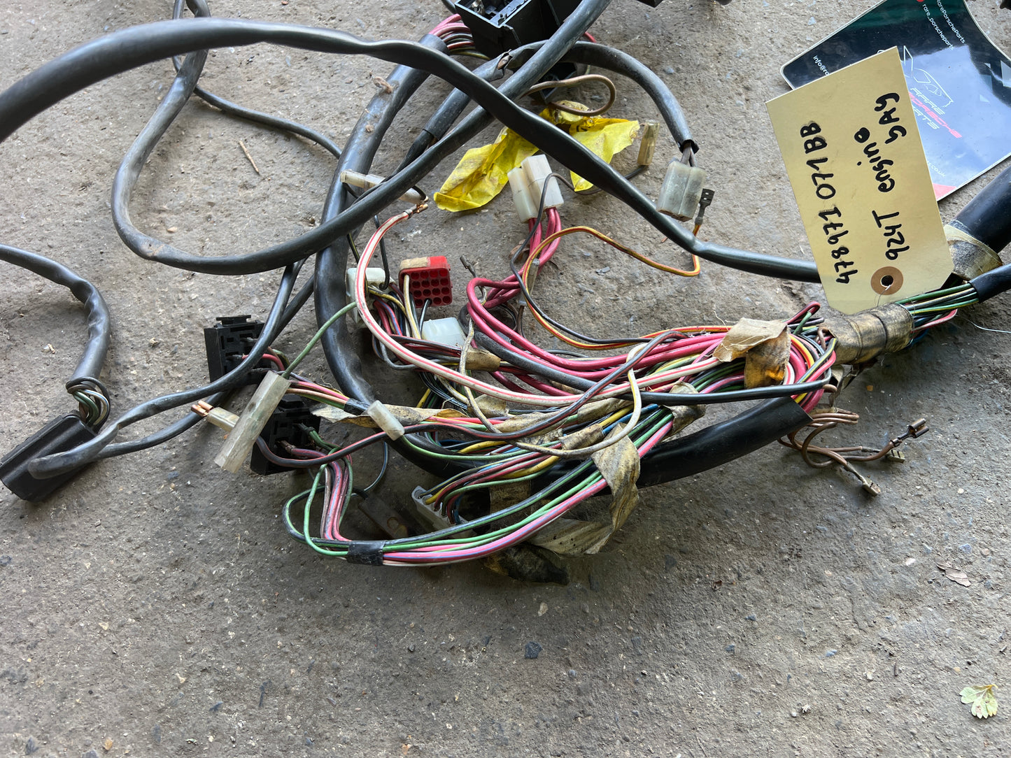 Porsche 924 Turbo S2 1981 engine bay wiring loom 478971071BB