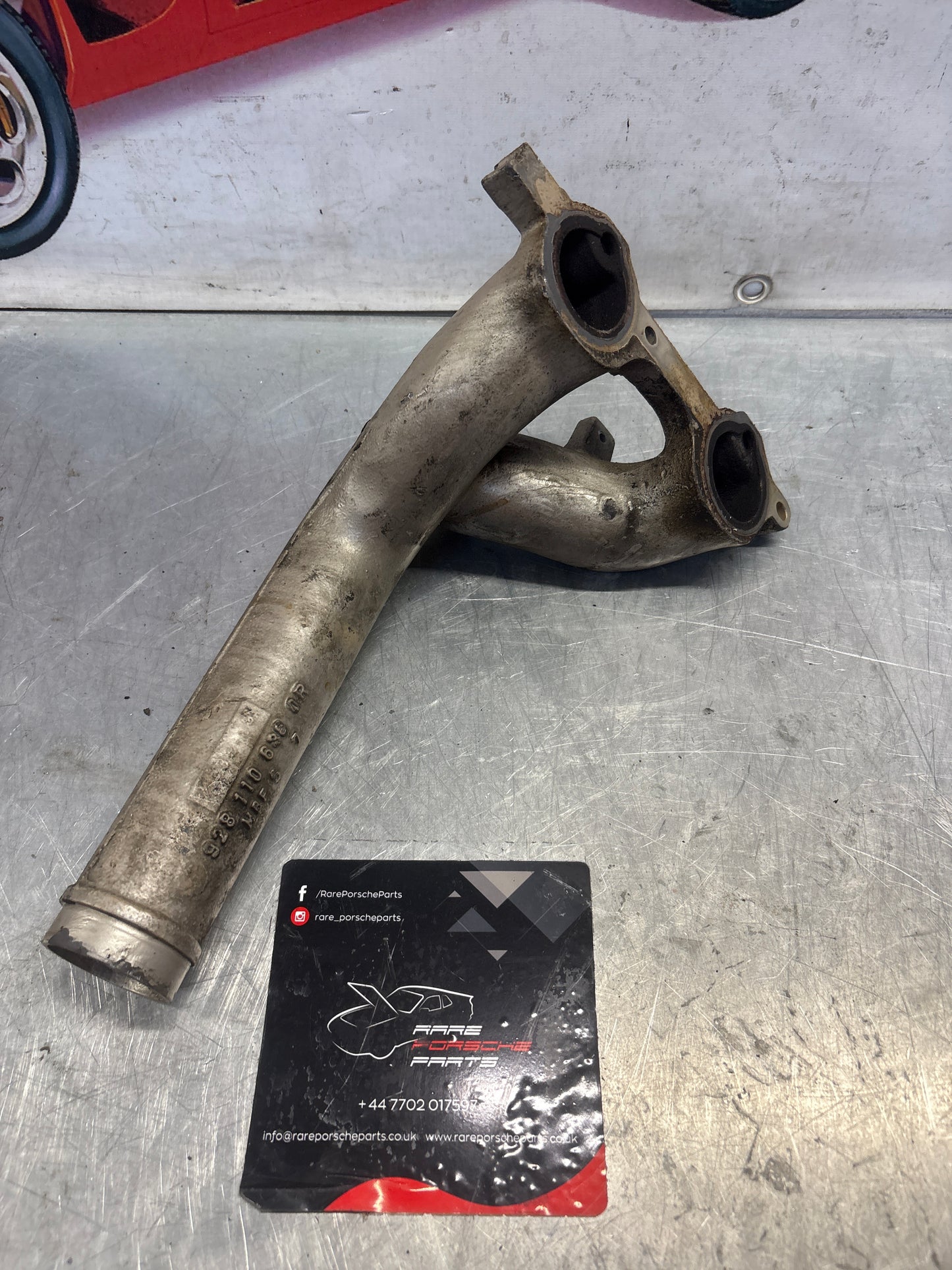 Porsche 928 Intake manifold pipe, used 9281106360R