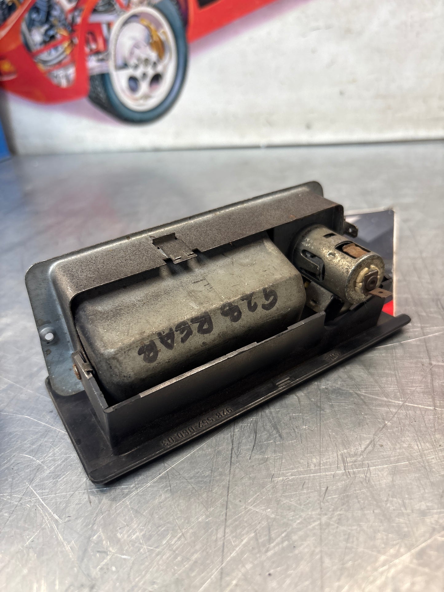 Porsche 928 rear Ashtray 92855206003 used