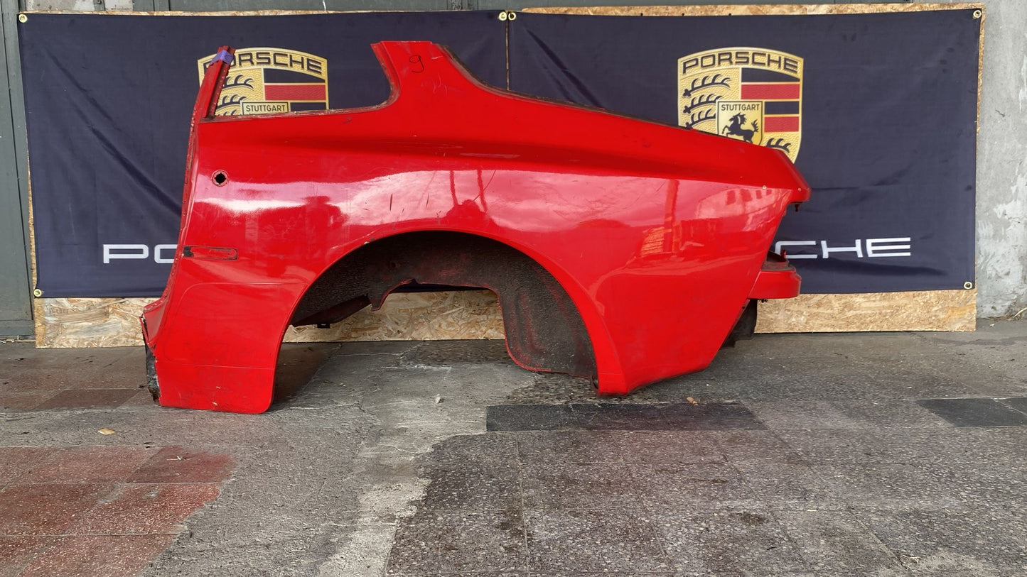 Porsche 944 left side cut, rear fender, 94450390303