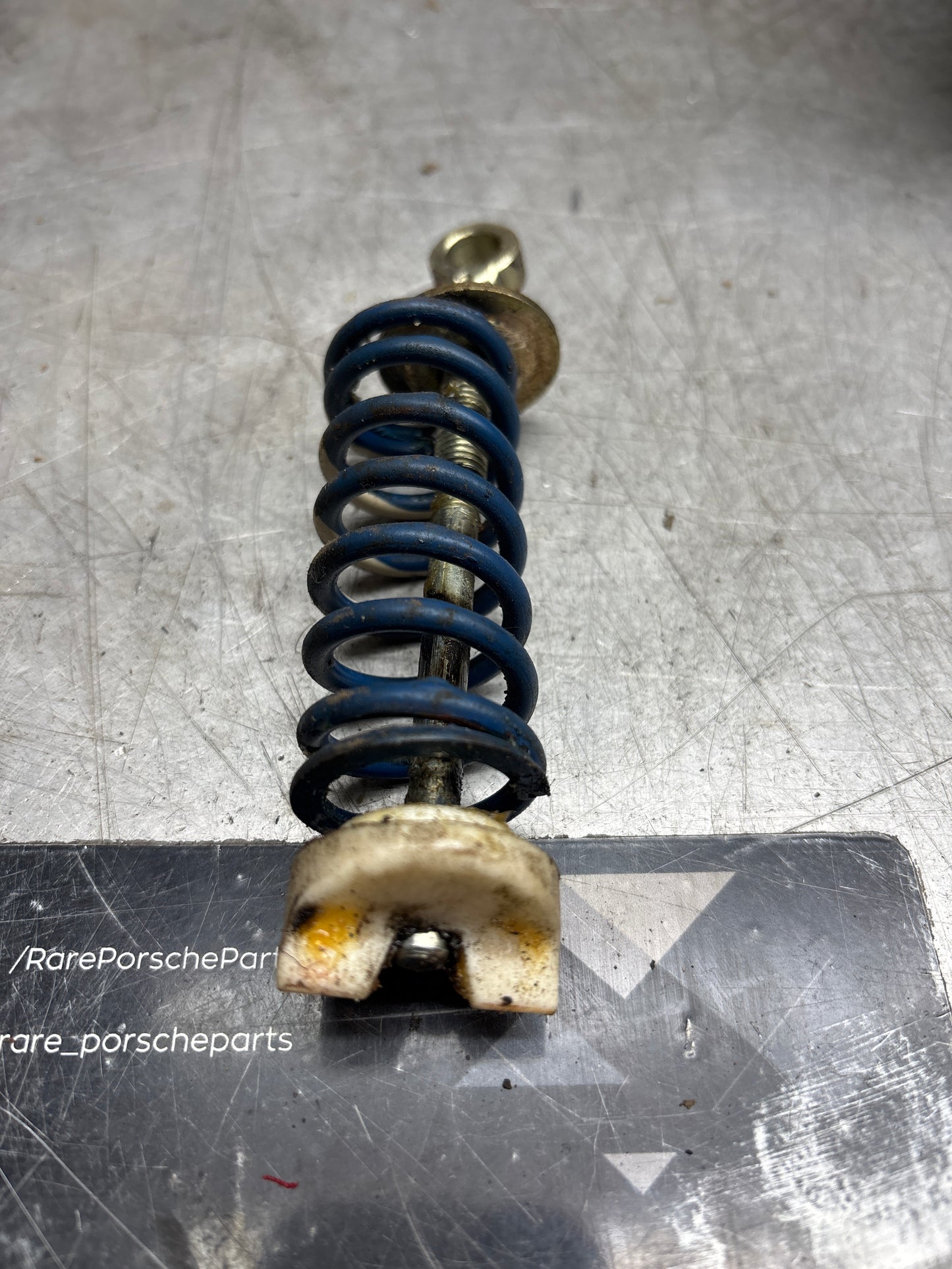 Porsche 944 (1987-1989) Clutch Power Spring, 95142305302 used