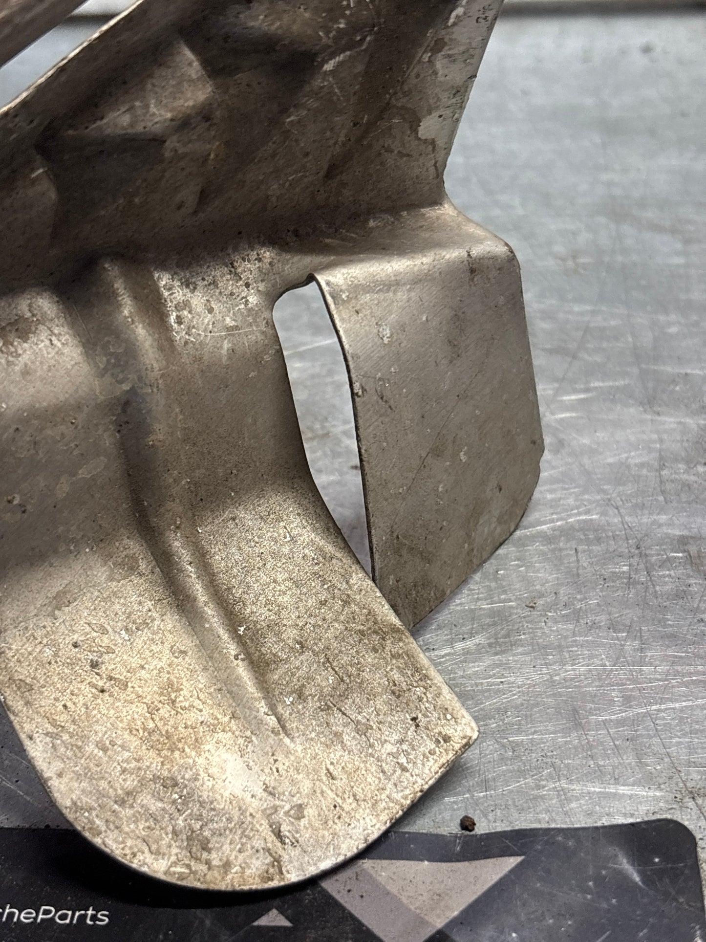 Porsche 944 heat protection plate LHD, used 95134110802