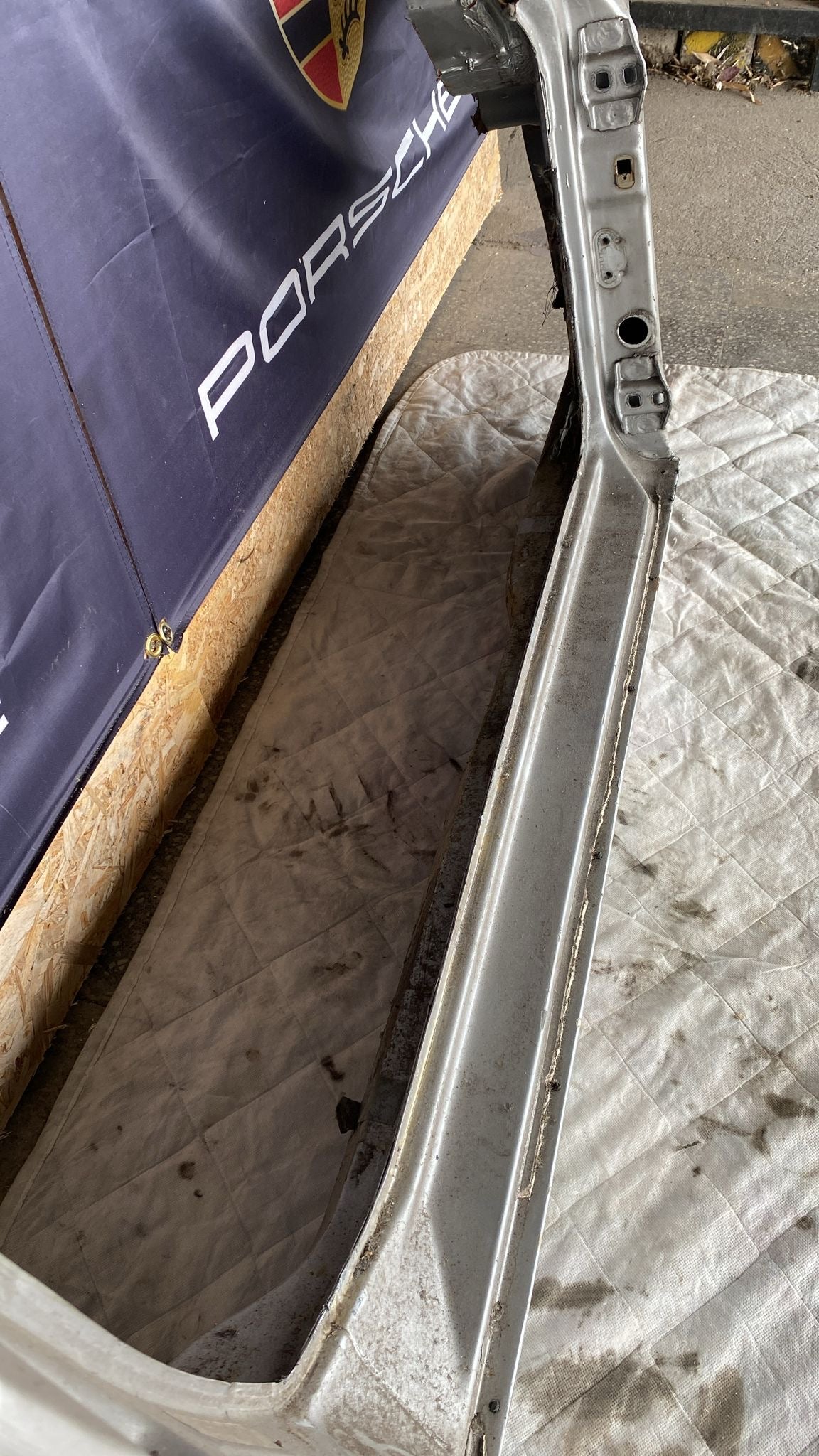Porsche 924 Right Sill section, 477809848B cut