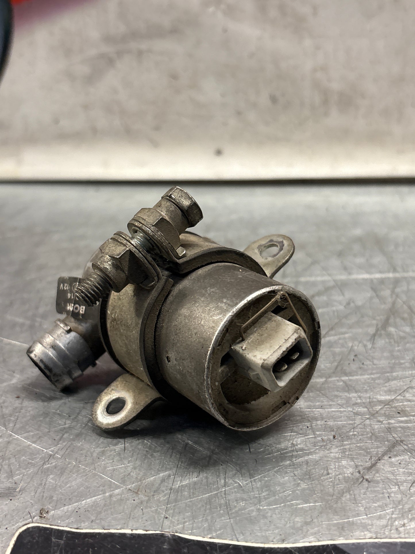Porsche 944 idle control valve, used 0280140514