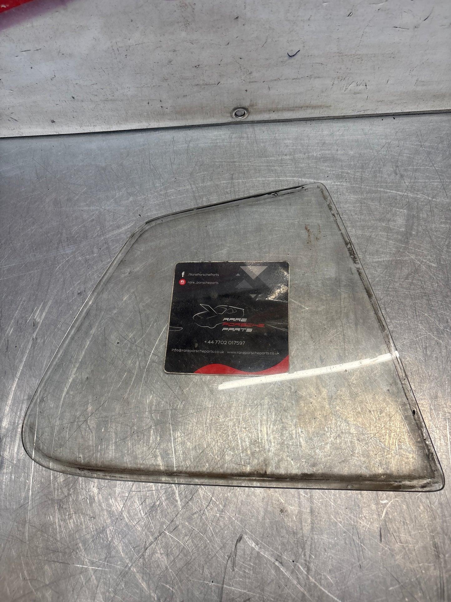 Porsche 944 924 rear right quarter window glass, used, clear 477845312A