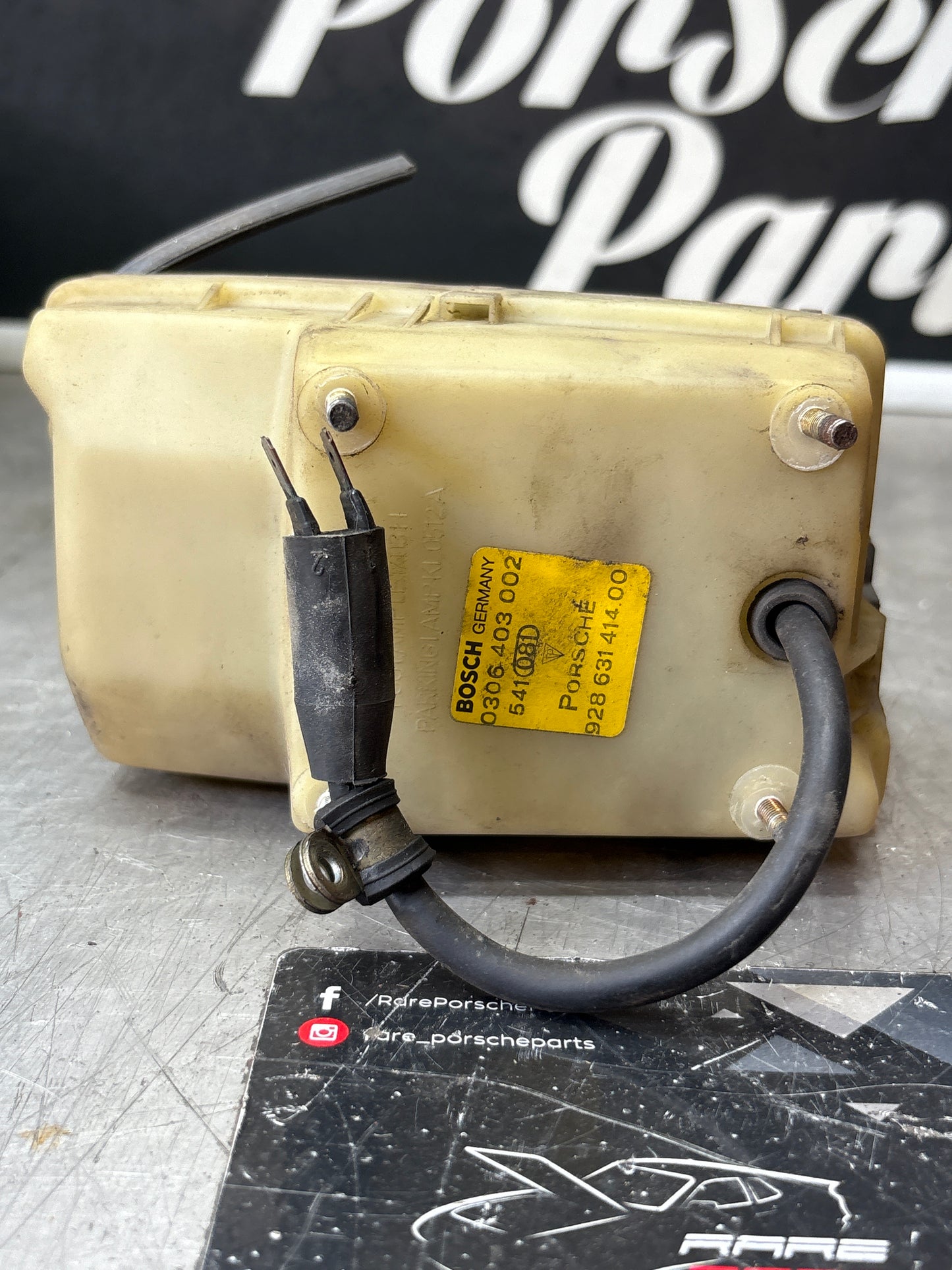 Porsche 928 Bosch headlight high beam, right 0306403002 / 92863141400